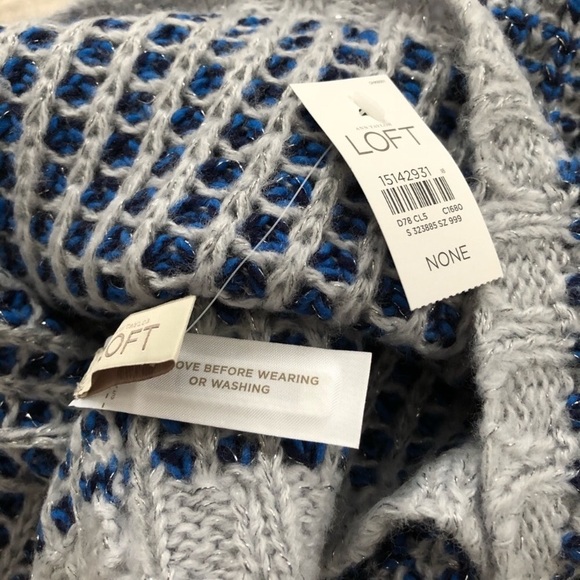 NWT Loft Winter Scarf - Picture 3 of 3